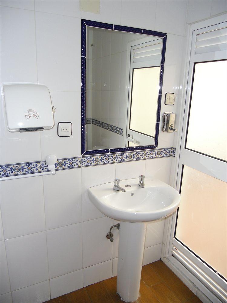Hostal Paris La Línea de la Concepción Exteriér fotografie